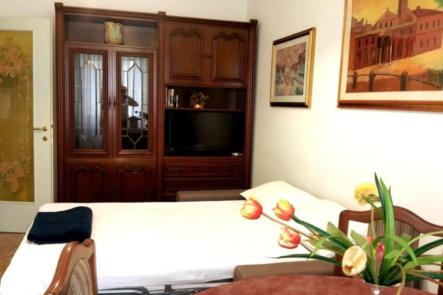 Priscilla & Parking At St Peter Basilica +free Calls To Usa, Canada, China Appartamento